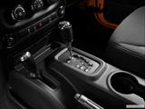  Gear shifter/center console photo